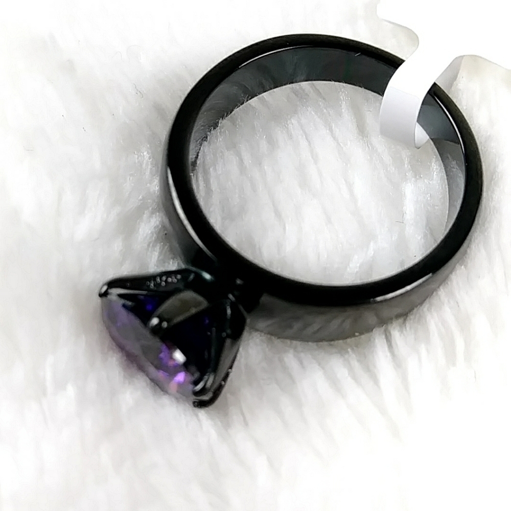 Goth Purple Solitaire Black Stainless Steel Ring - Picture 5 of 14